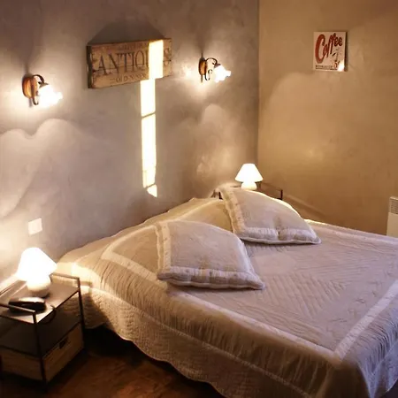 Le Crillon
