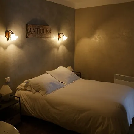 Hotel Le Crillon 3*