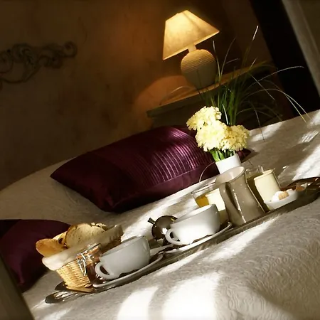 Le Crillon
