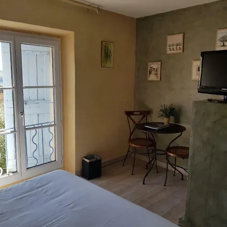 Hotel Le Crillon Murs (Vaucluse)
