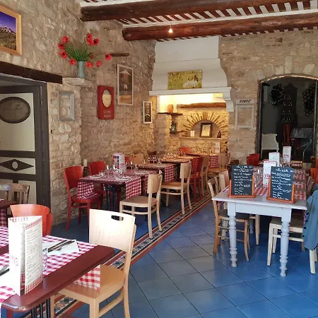 Le Crillon Hotel Murs (Vaucluse)